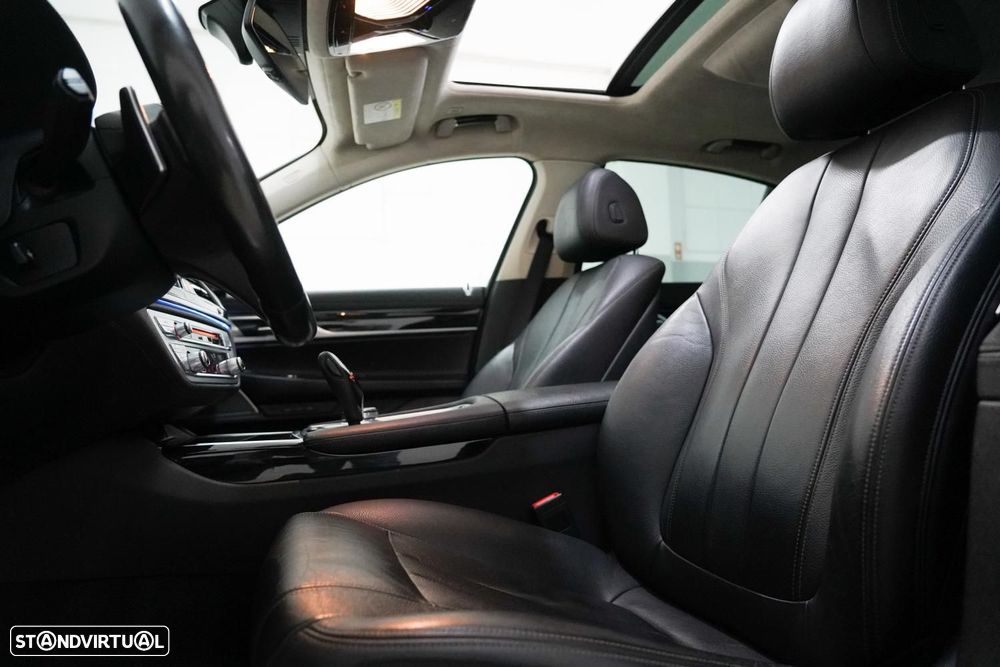 BMW 730 d Pack M Auto - 7