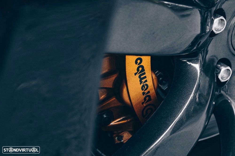 Nissan GT-R 3.8 V6 Black Edition - 17