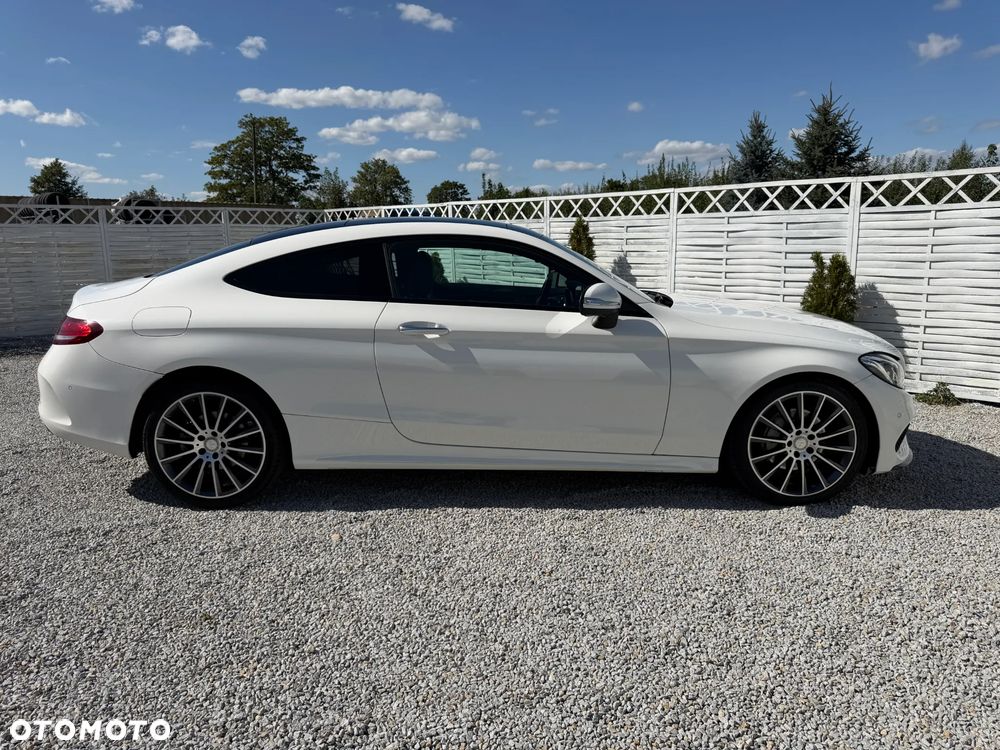 Mercedes-Benz Klasa C 220 d 4-Matic 9G-TRONIC - 28