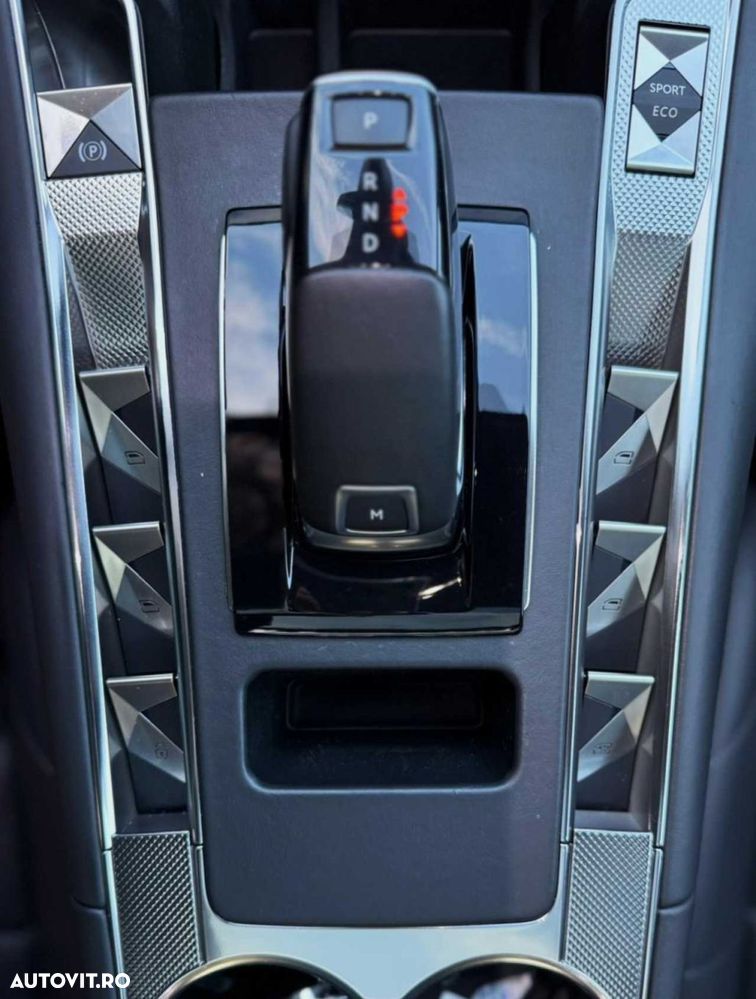 DS Automobiles DS 7 Crossback - 25