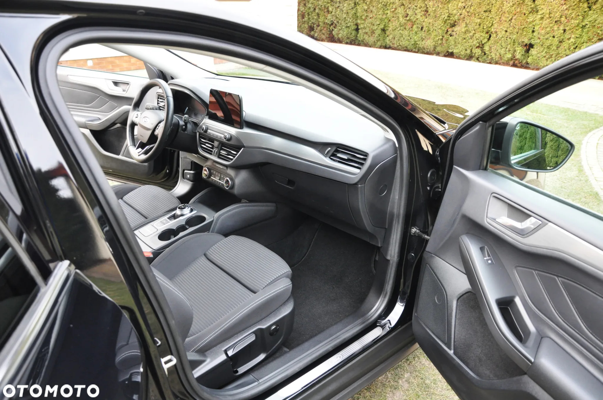 Ford Focus - 33