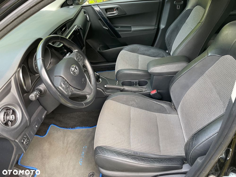 Toyota Auris 1.8 VVT-i Hybrid Automatik Edition-S - 6