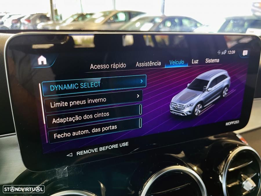 Mercedes-Benz GLC 300 de 4Matic 9G-TRONIC AMG Line - 30