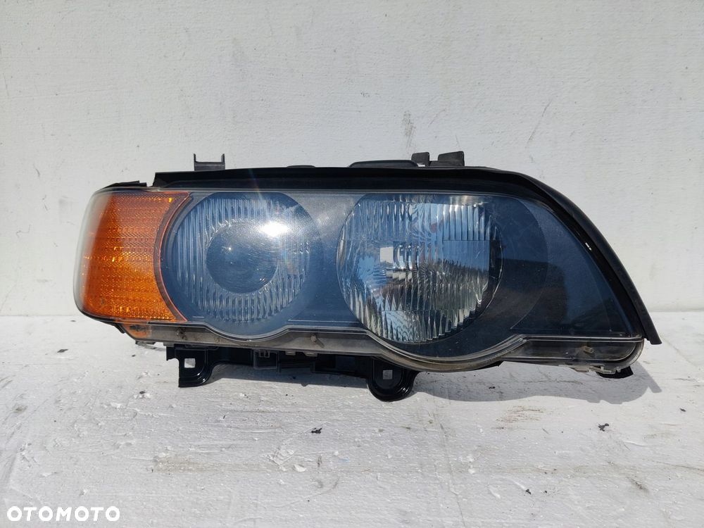 Lampa prawa BMW X5 E53 xenon - 1