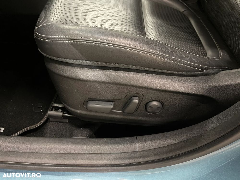 Hyundai KONA 1.6 T-GDI DCT 4WD Premium - 22