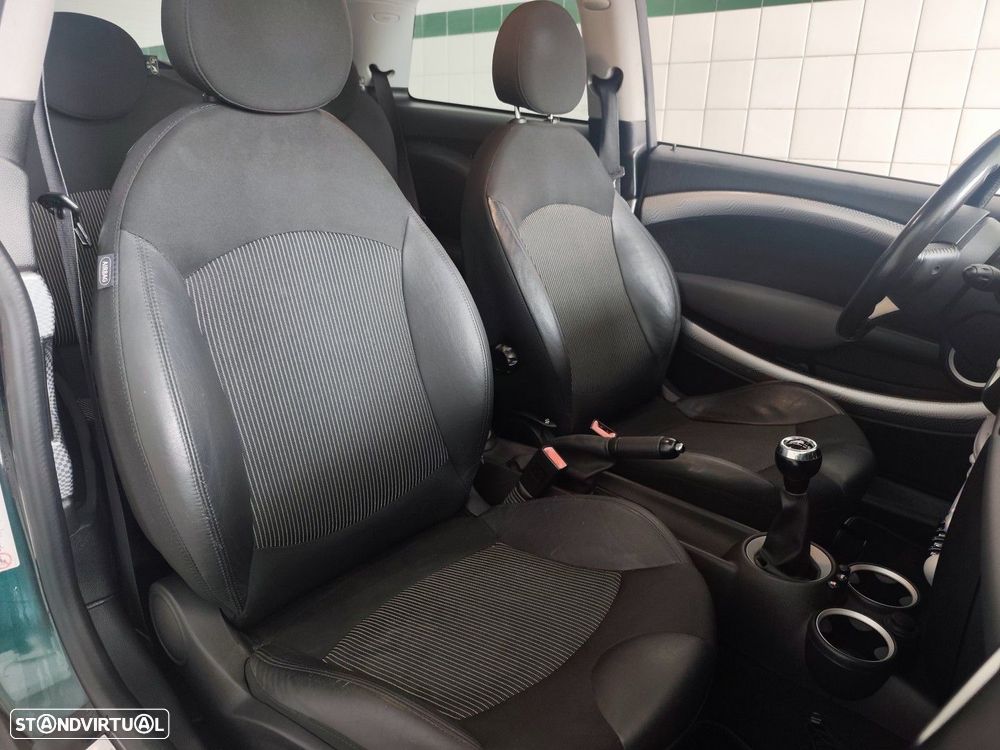 MINI 3 Portas Cooper S - 11