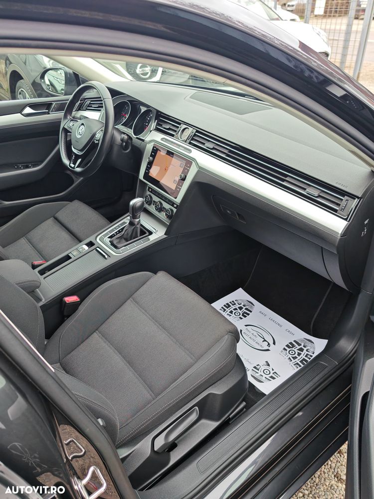 Volkswagen Passat - 13