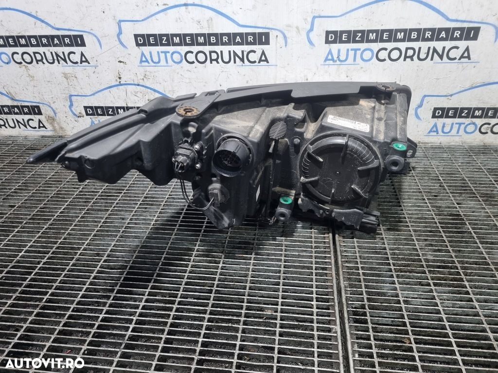 Far Stanga Land Rover Range Rover Evoque Facelift 2012 - 2016 SUV 4 Usi (1223) Cu lupă - 2