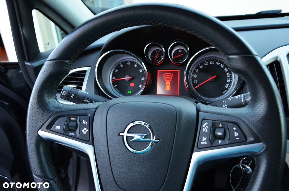 Opel Astra 1.6 Turbo Sport - 20