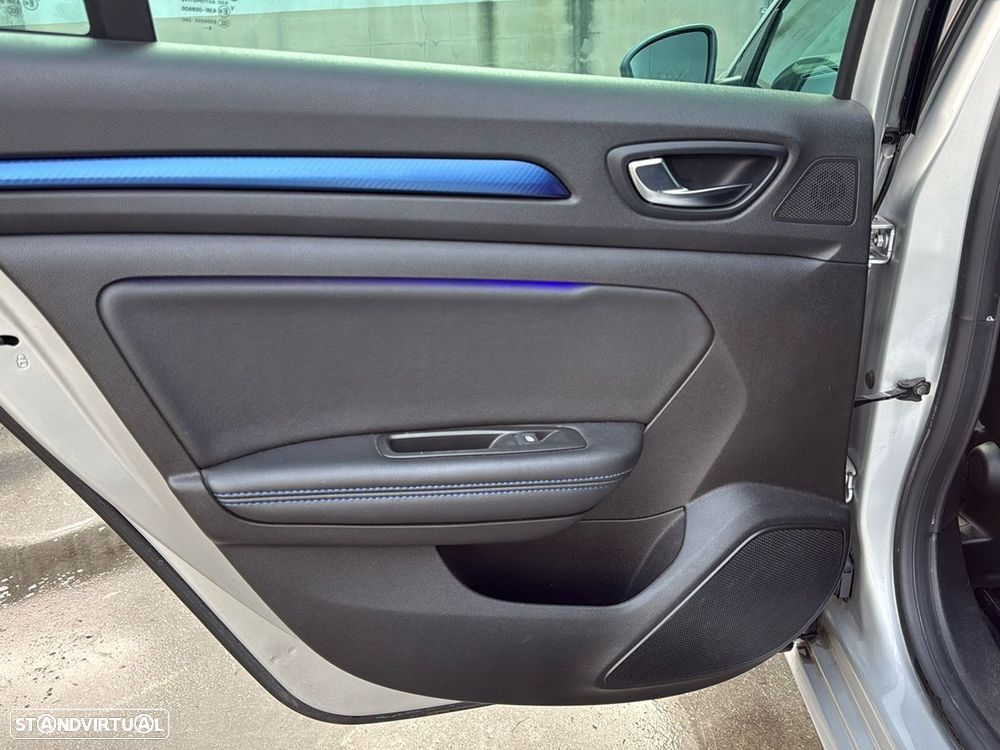 Renault Mégane Sport Tourer 1.3 TCe GT Line - 25