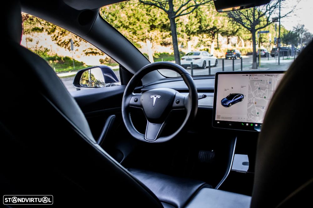 Tesla Model 3 Long-Range Dual Motor AWD - 25