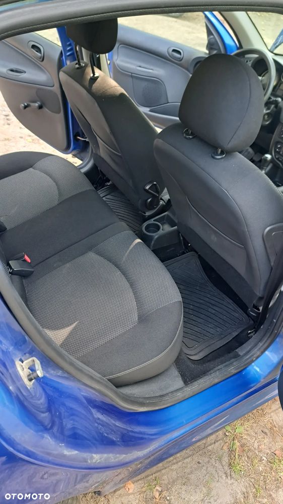 Peugeot 206 plus - 19