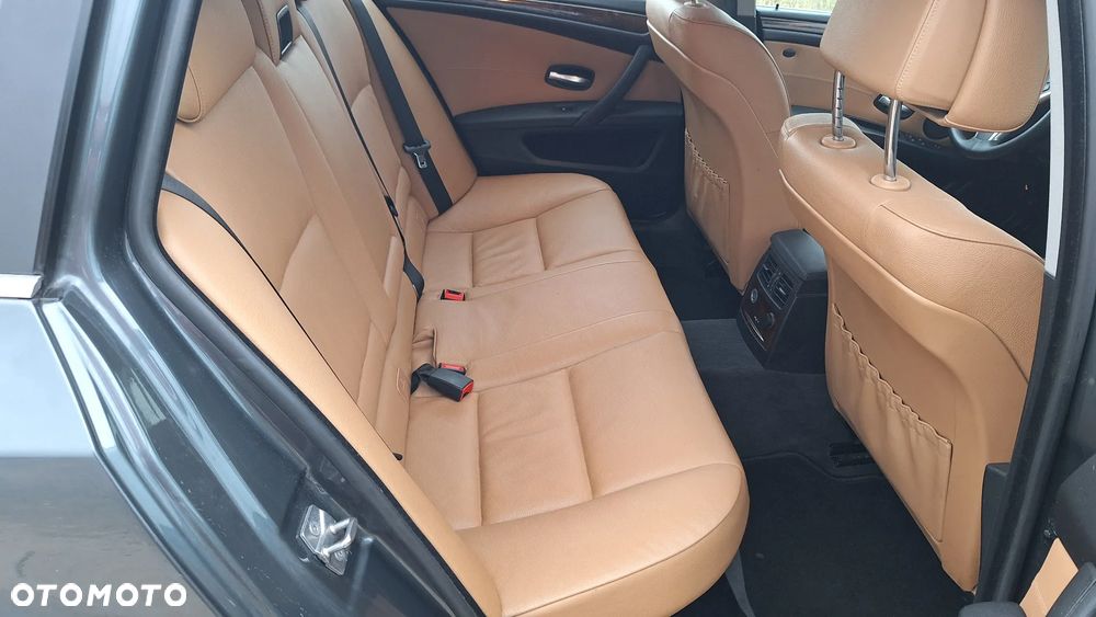 BMW Seria 5 530d Edition Sport - 33