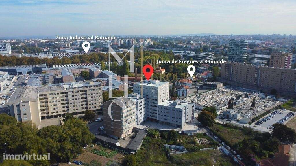 T2 com Suite, Garagem e Arrumos na rua do Pinheiro Manso - Grande imagem: 2/30