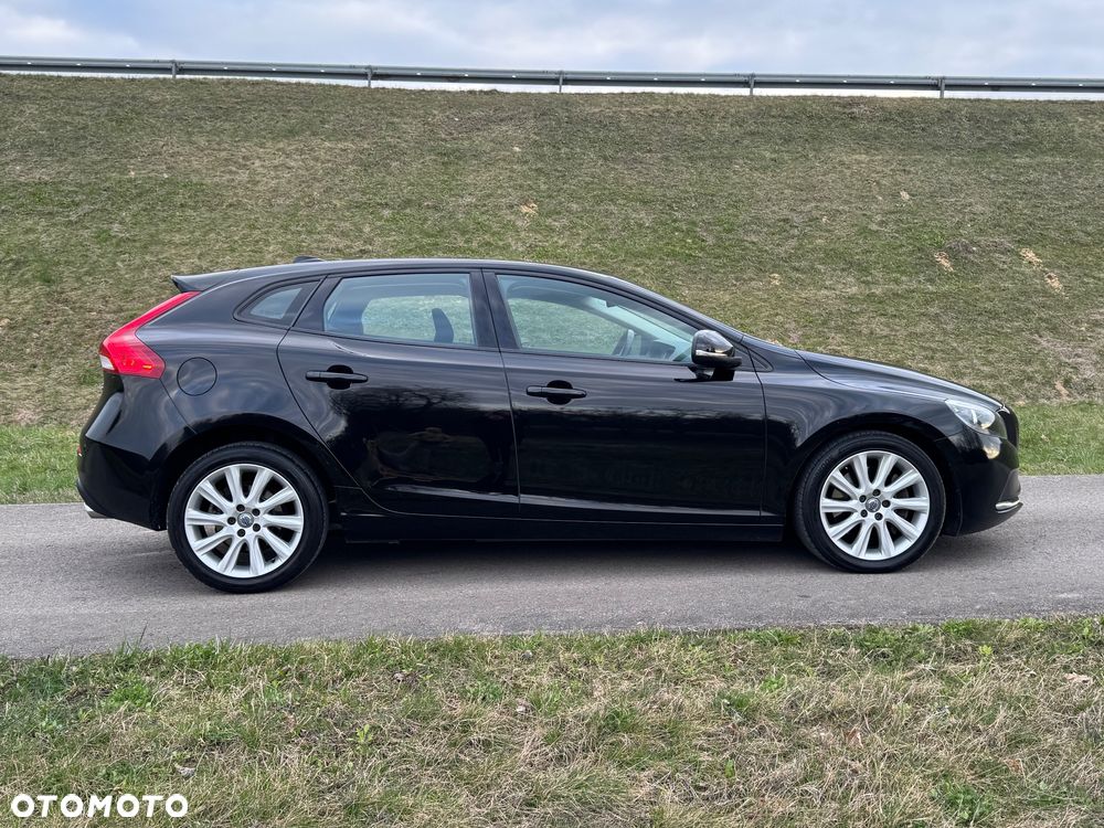 Volvo V40 D3 Summum - 12