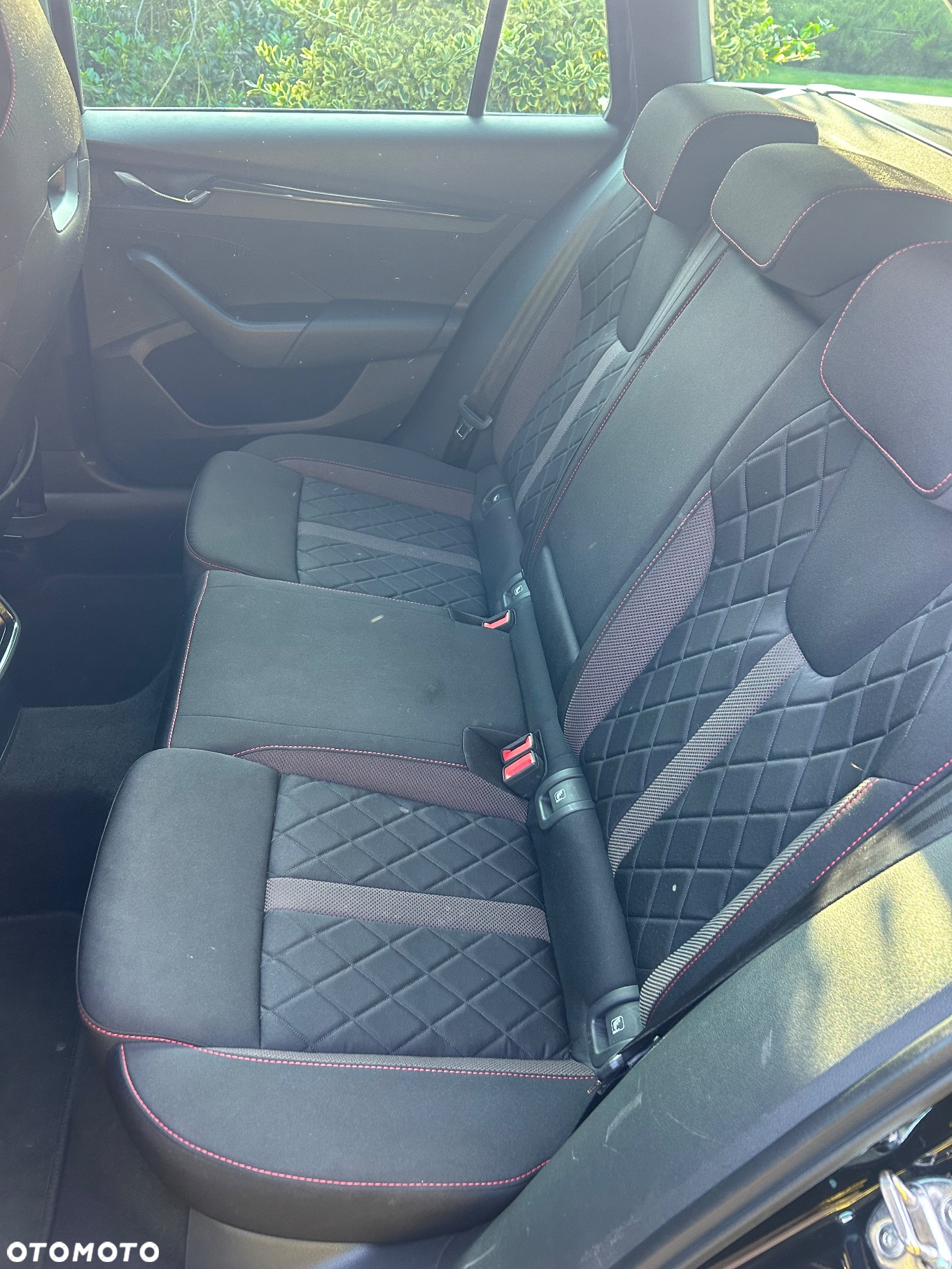 Skoda Octavia 2.0 TDI DSG RS First Edition - 14