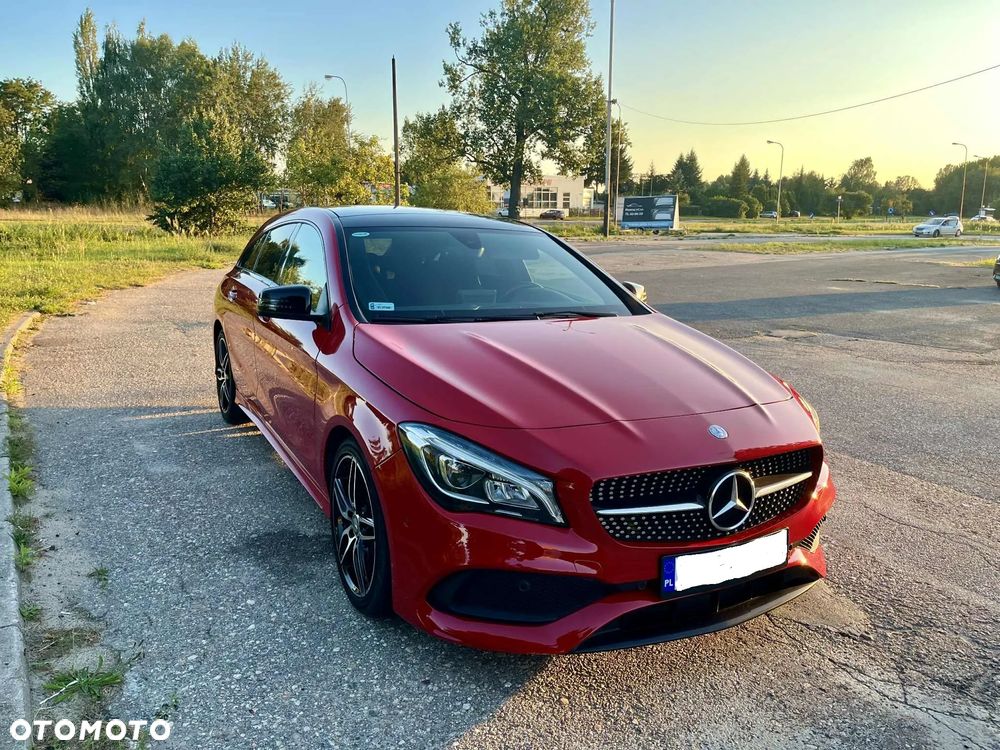 Mercedes-Benz CLA 220 4-Matic AMG Line - 3