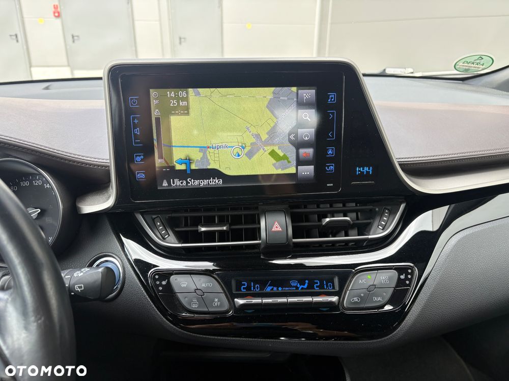 Toyota C-HR 1.8 Hybrid Prestige - 27