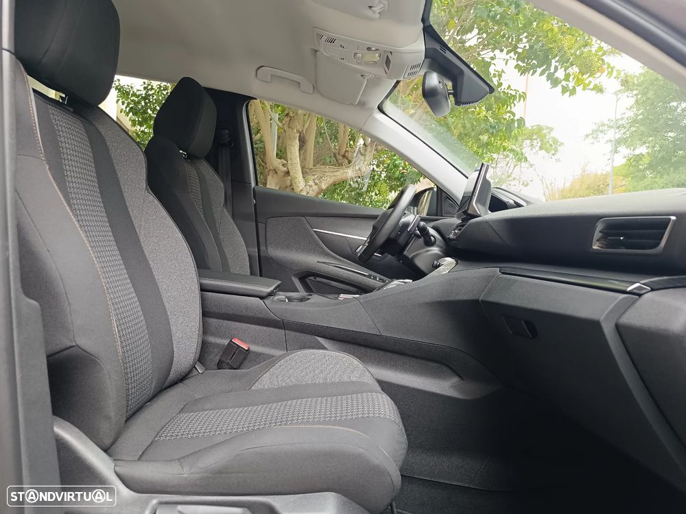 Peugeot 5008 PureTech 130 EAT8 Stop & Start Active Pack - 23