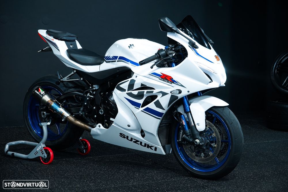 Suzuki GSX-R L8 R - 3