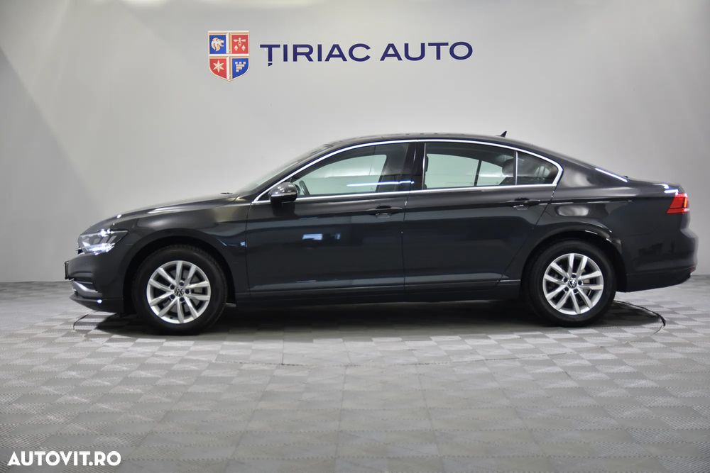 Volkswagen Passat - 2