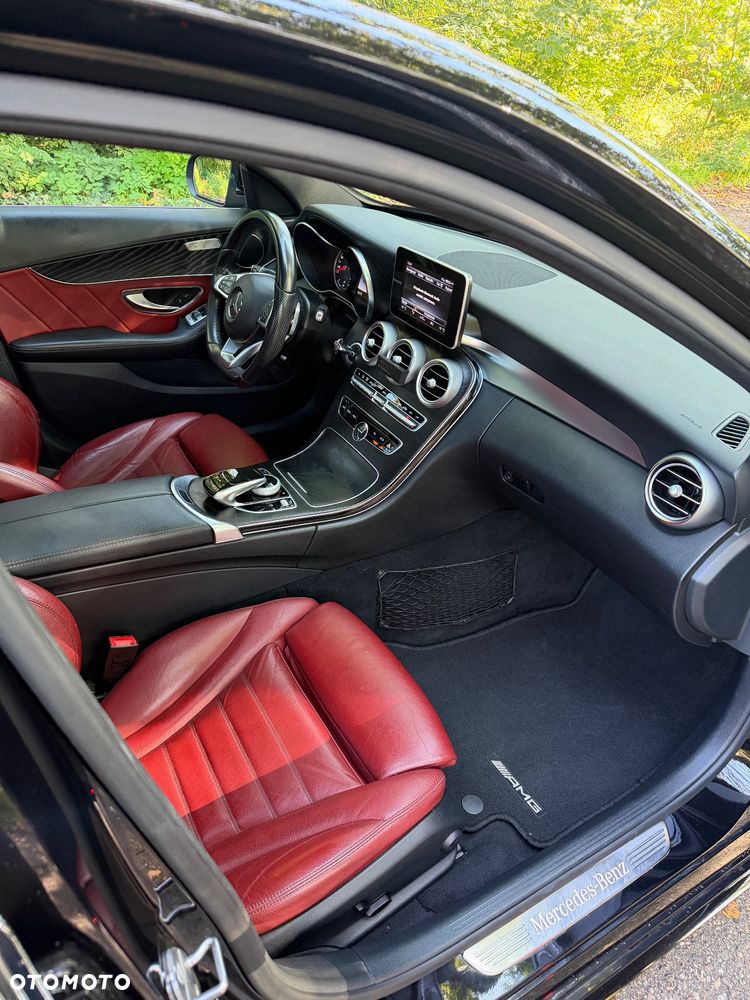 Mercedes-Benz Klasa C 400 4Matic 9G-TRONIC AMG Line - 33