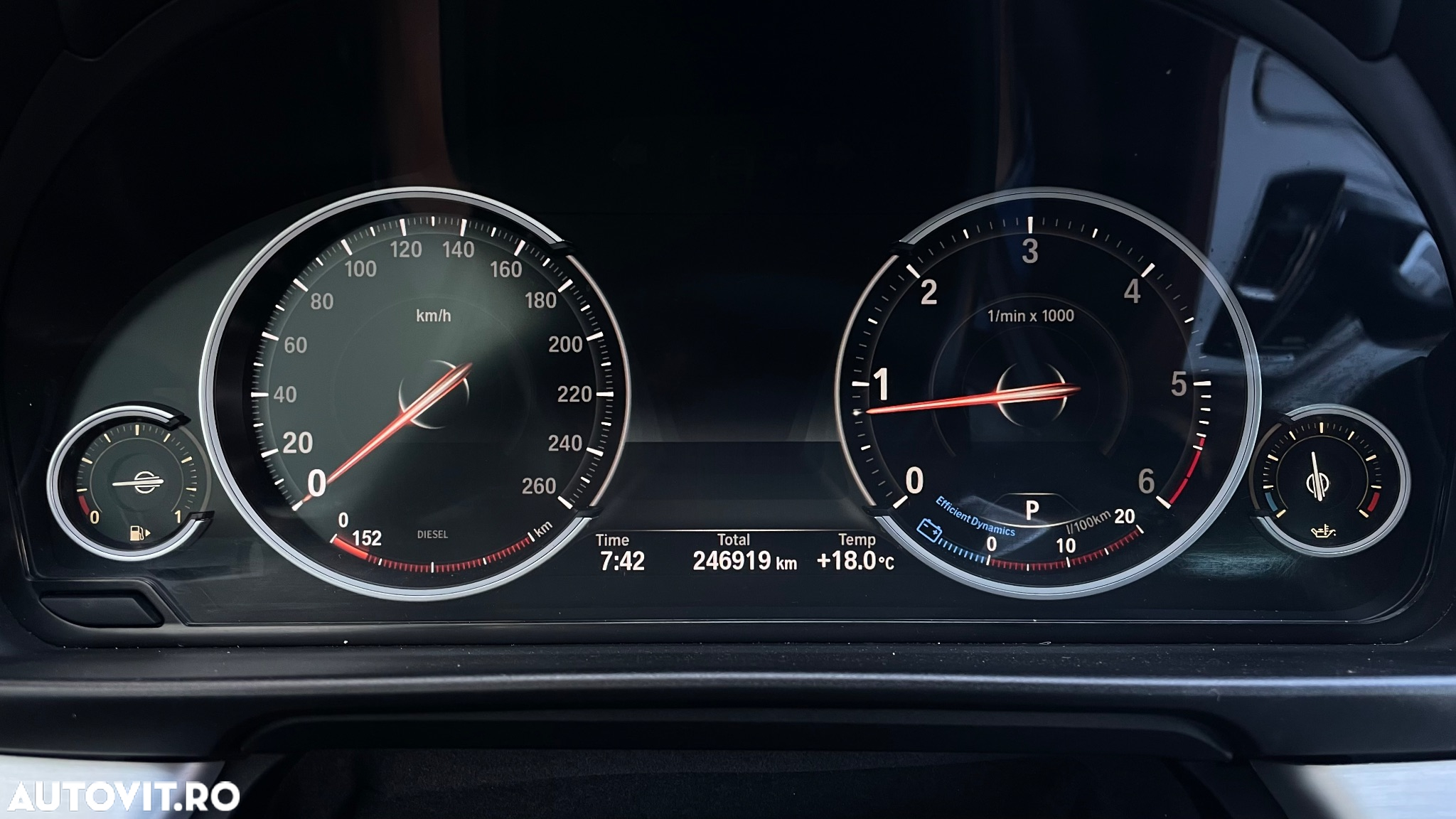 BMW Seria 5 520d Touring Sport-Aut. - 29