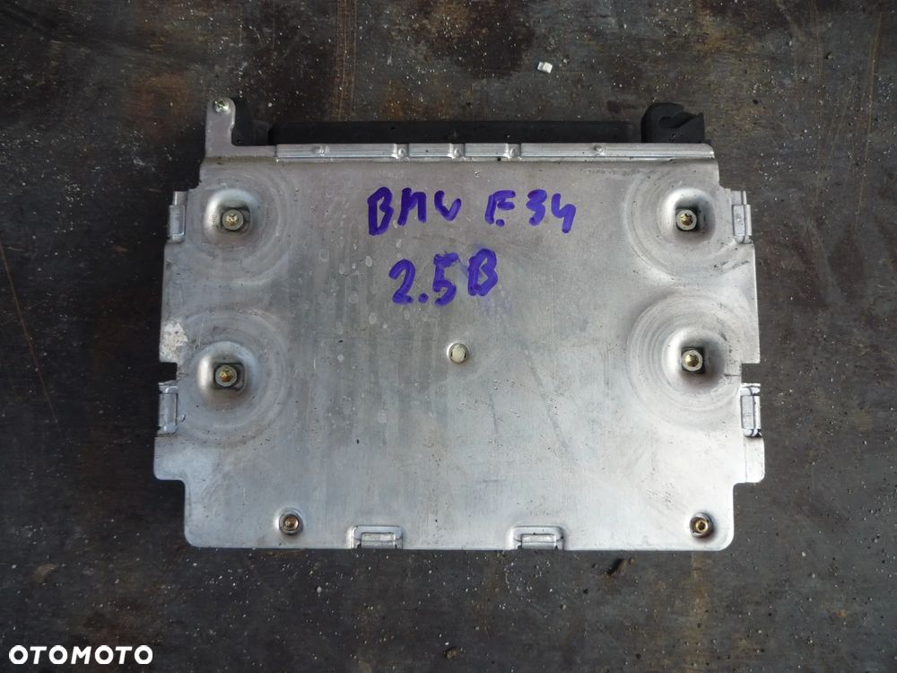BMW E34 525 STEROWNIK SILNIKA 0261200402 - 1