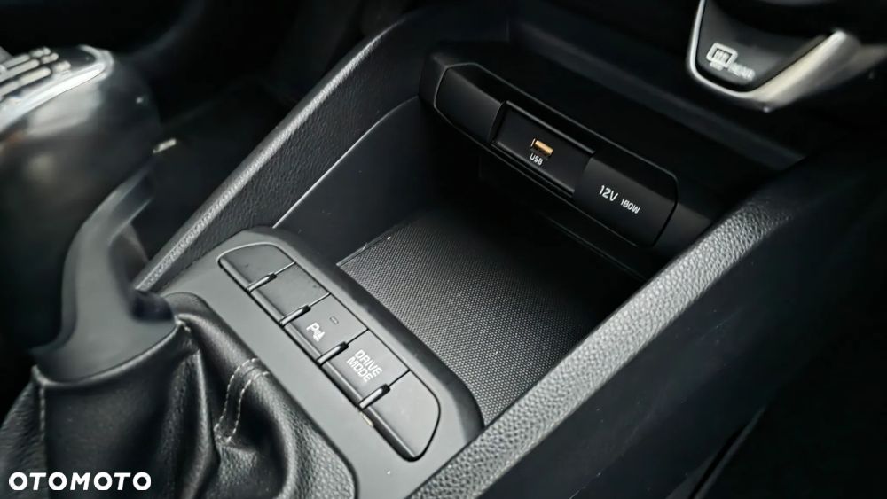 Kia Stonic - 15