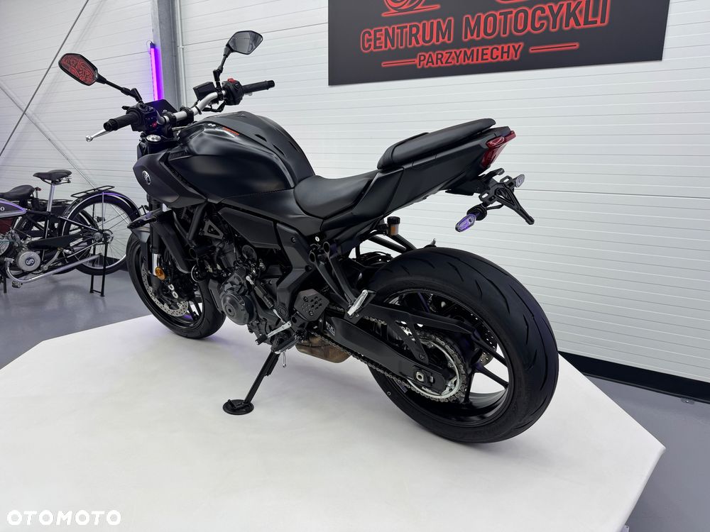 Yamaha MT - 7