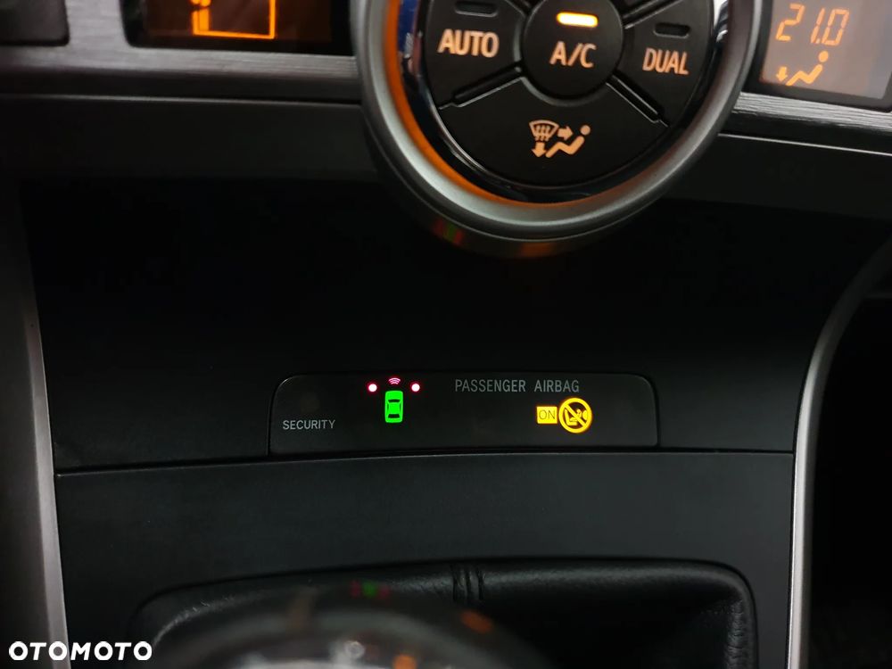Toyota Verso 2.0 D-4D Premium - 28
