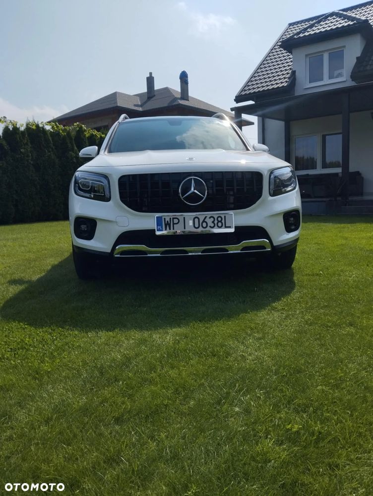 Mercedes-Benz GLB 250 4-Matic 8G-DCT - 4