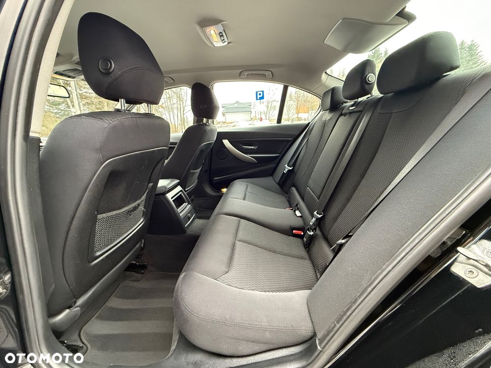 BMW Seria 3 316d - 18