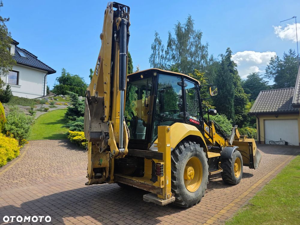 Caterpillar 428 - 4