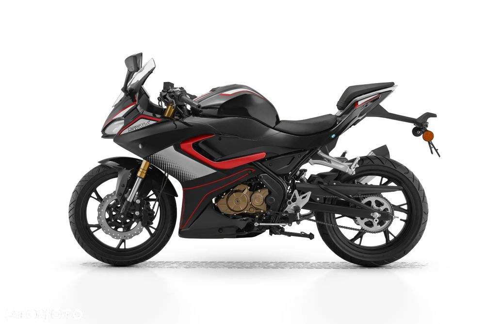 QJMOTOR SRK 125R - 26