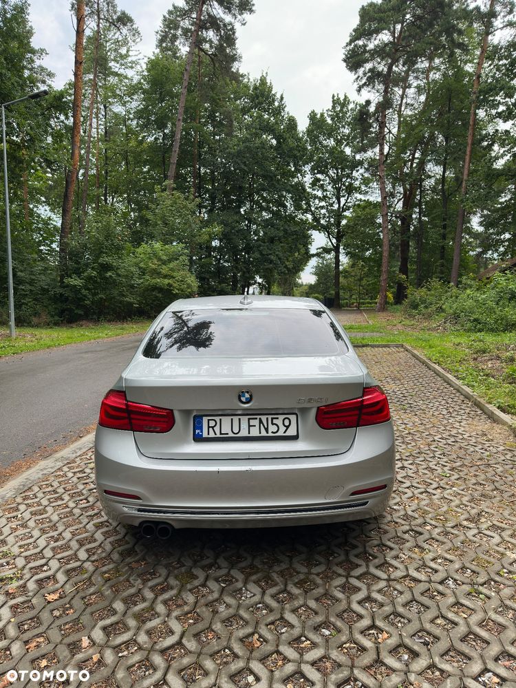 BMW Seria 3 330i Sport Line - 7