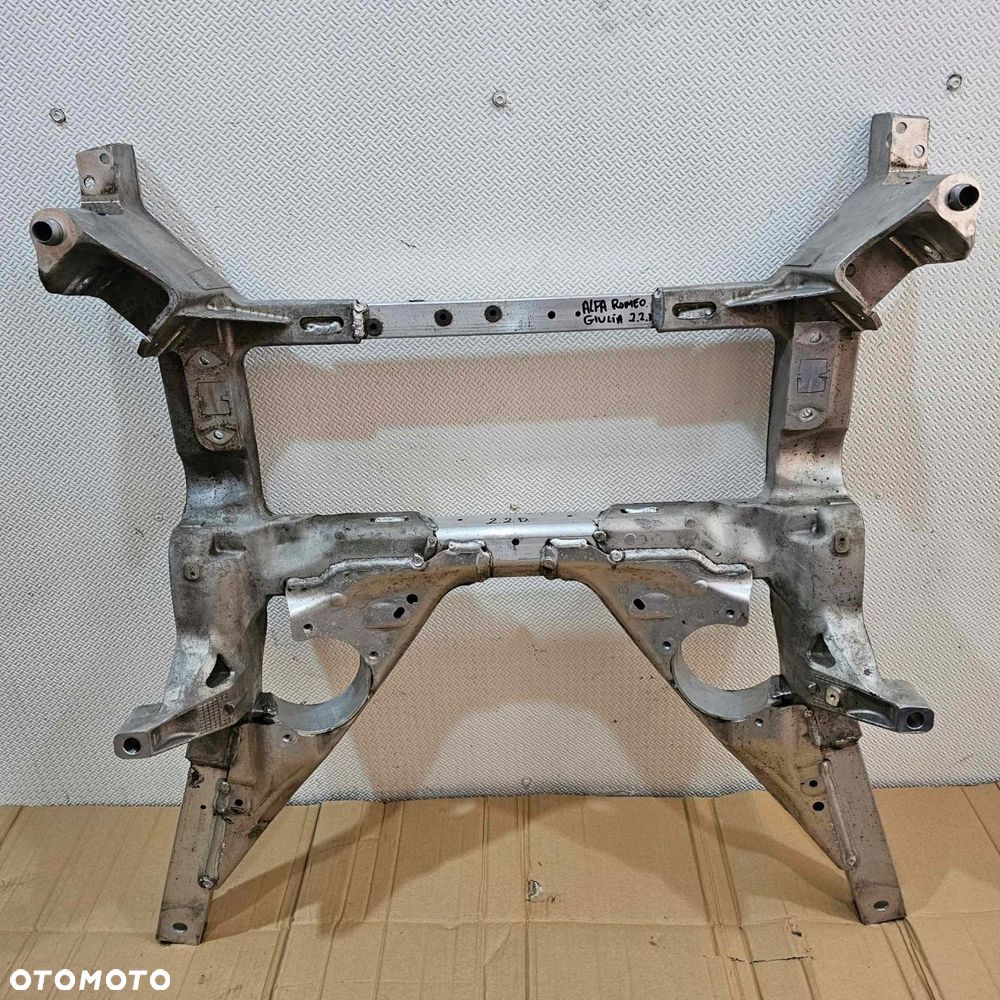 alfa romeo giulia wózek sanki kołyska przód 2.2 mjt - 1