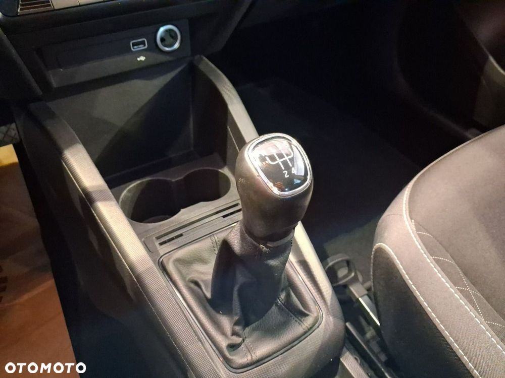 Skoda Fabia - 23