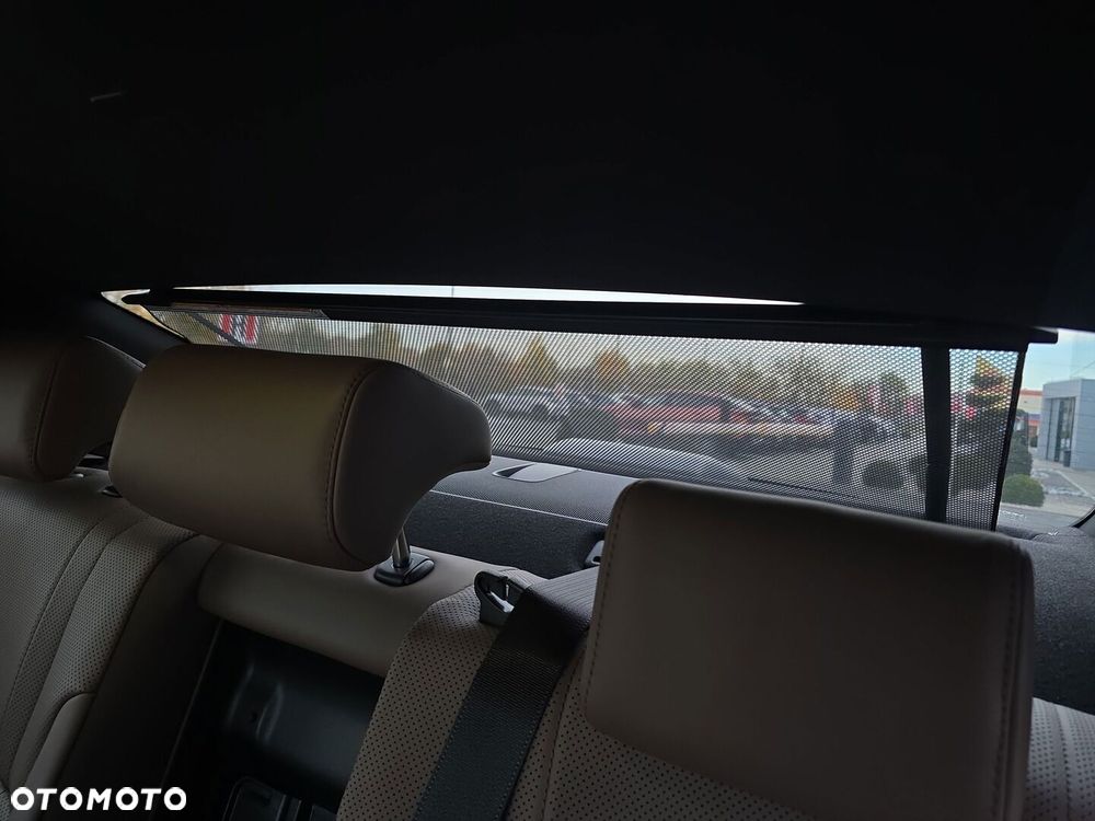 Lexus ES 2025