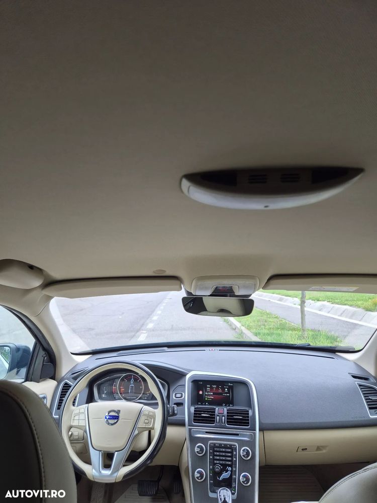 Volvo XC 60 - 25