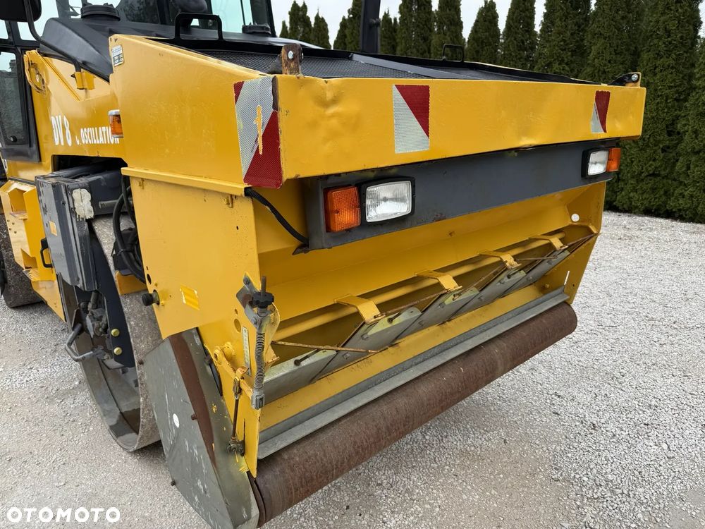 Hamm DV 8 SUPER 08V WALEC DROGOWY STALOWY / WIBRACJA OSCYLACJA / ROZSIEWACZ / ORYGINAŁ / PIĘKNY / SIEWNIK / ZRASZACZE / BOMAG DV HD 90 - 23