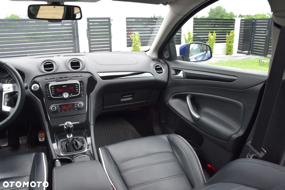 Ford Mondeo 2.0 TDCi Titanium X - 33