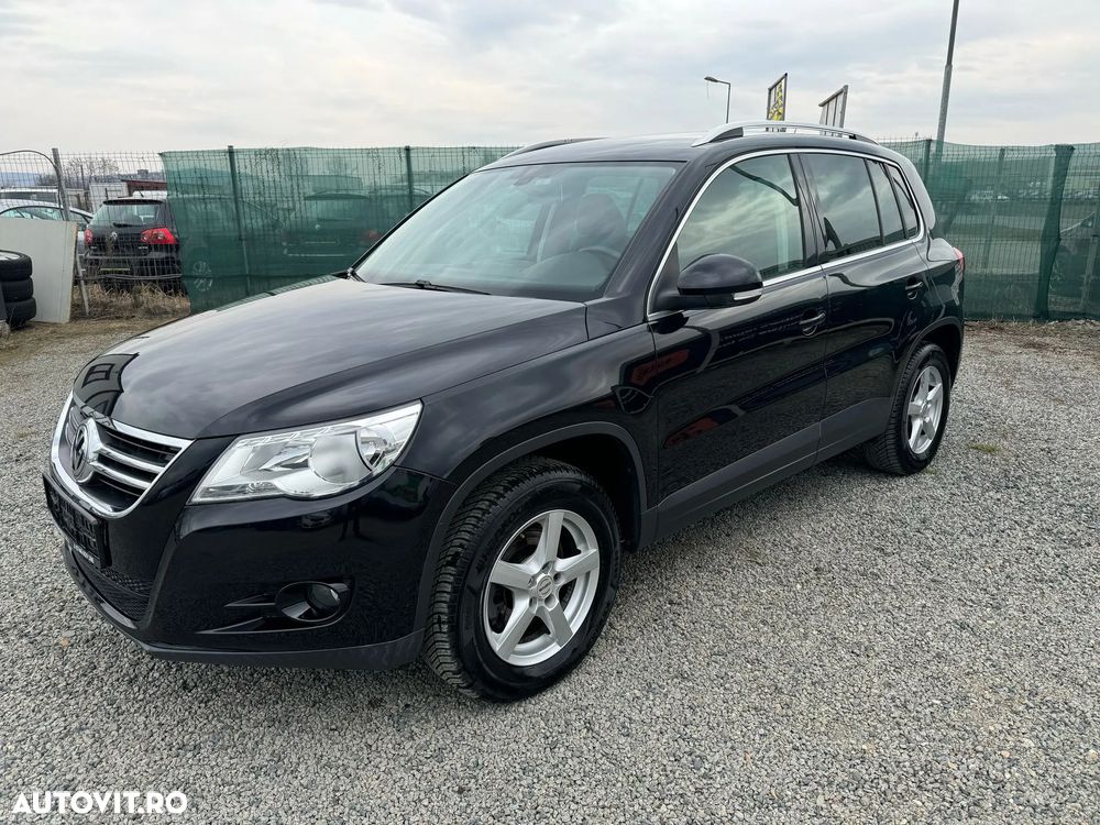 Volkswagen Tiguan - 19