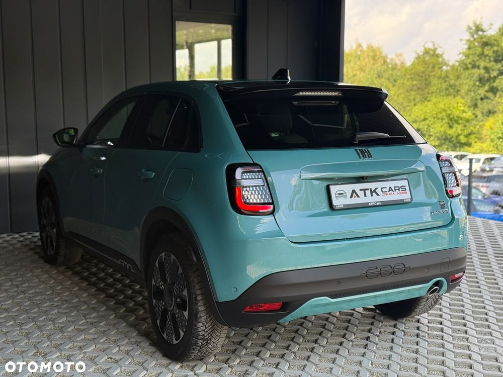 Fiat 600 1.2 Turbo La Prima eDCT - 11