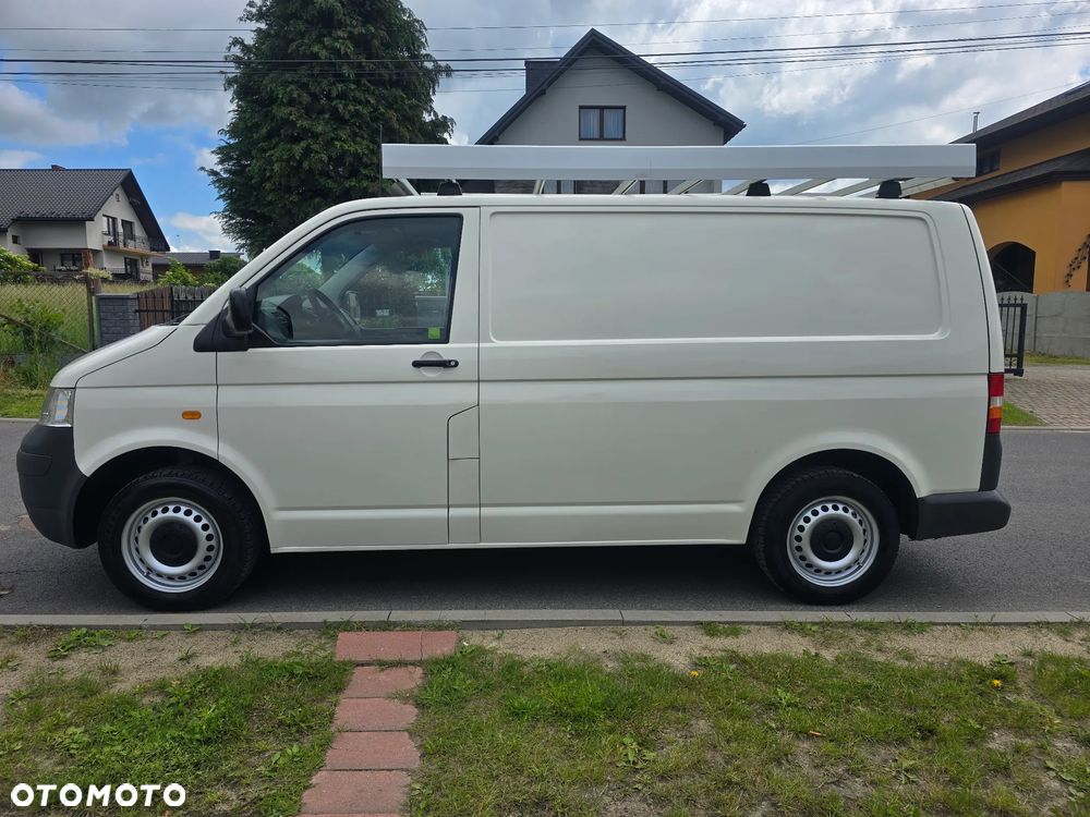 Volkswagen Transporter - 4