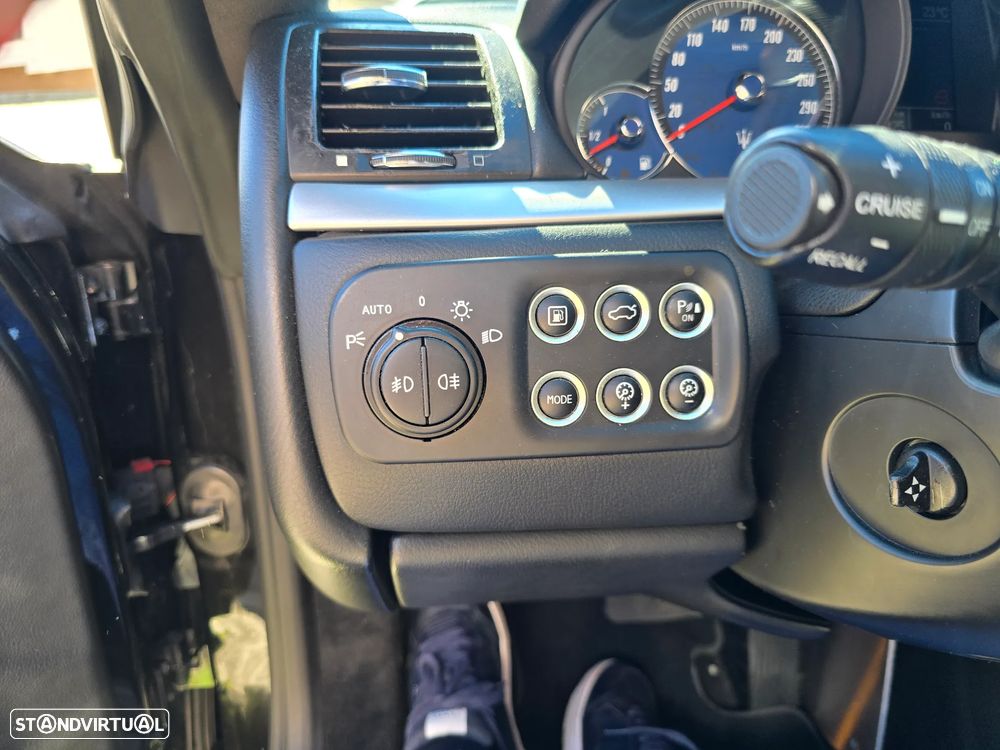 Maserati Granturismo S Auto - 13