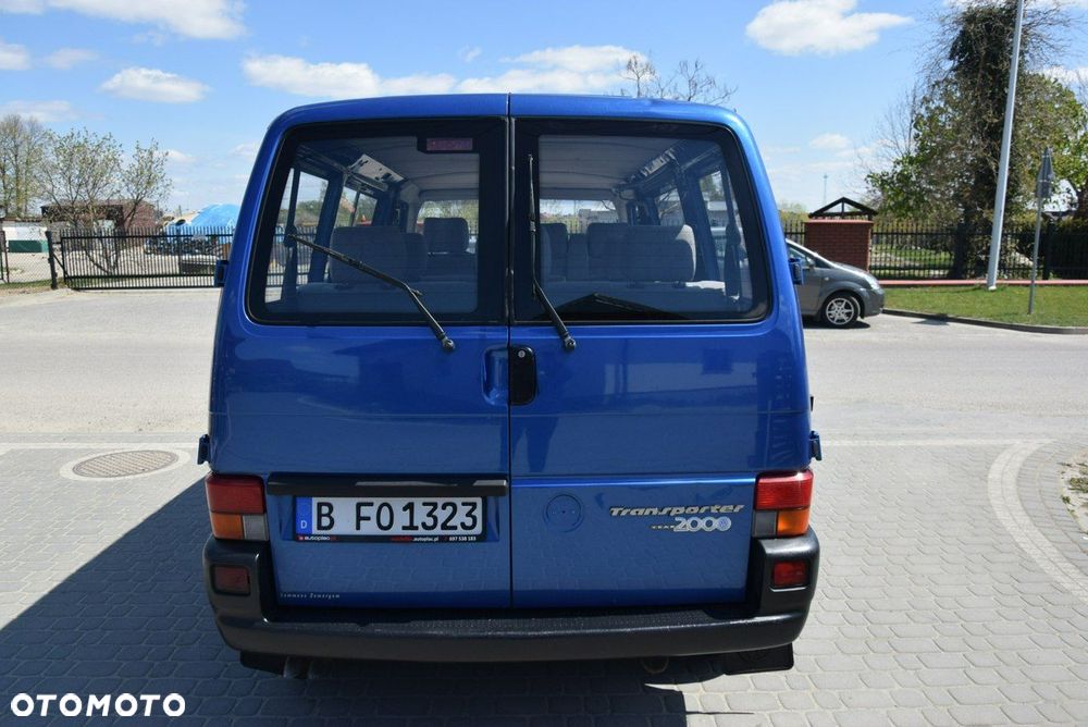 Volkswagen Transporter - 12