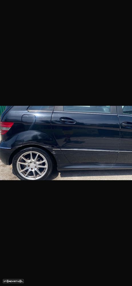 Mercedes-Benz B 180 CDI - 2