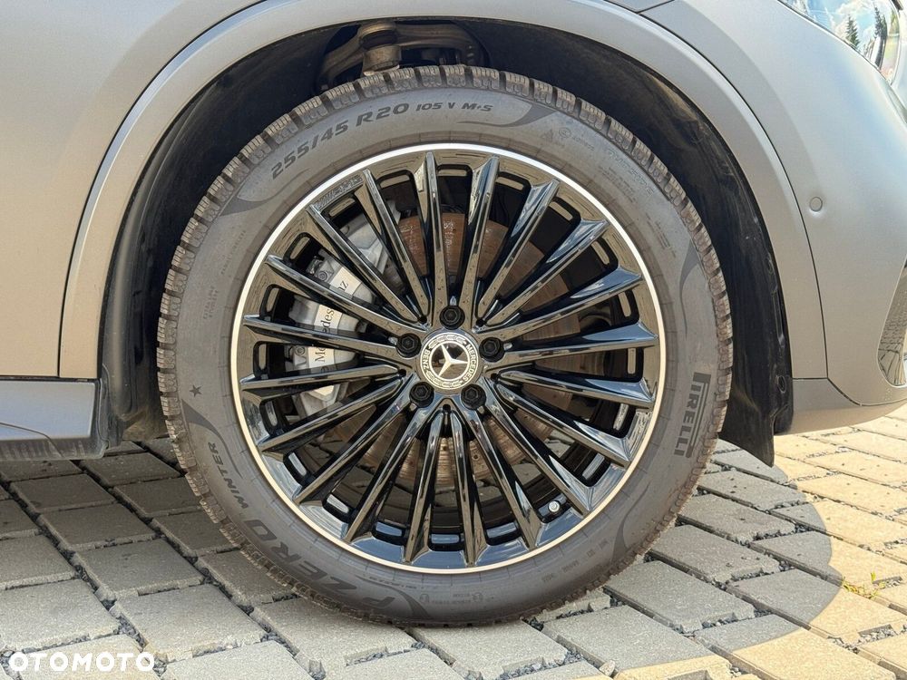 Mercedes-Benz GLC 300 mHEV 4-Matic AMG Line - 11