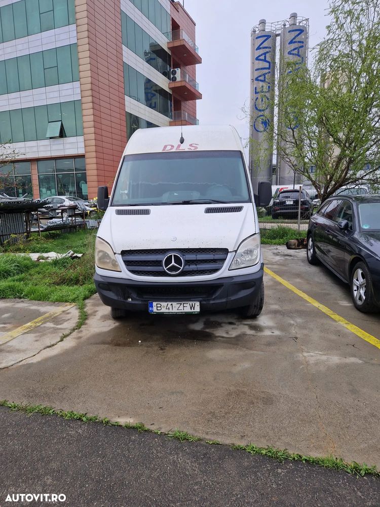 Mercedes-Benz Sprinter - 6